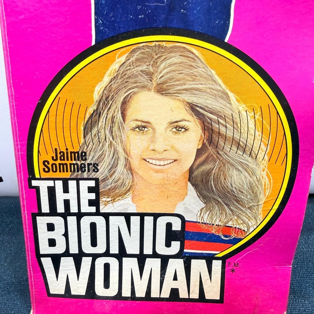 Vtg 1976 Kenner The Bionic Woman Jaime Sommers 12" Doll Tracksuit with Box